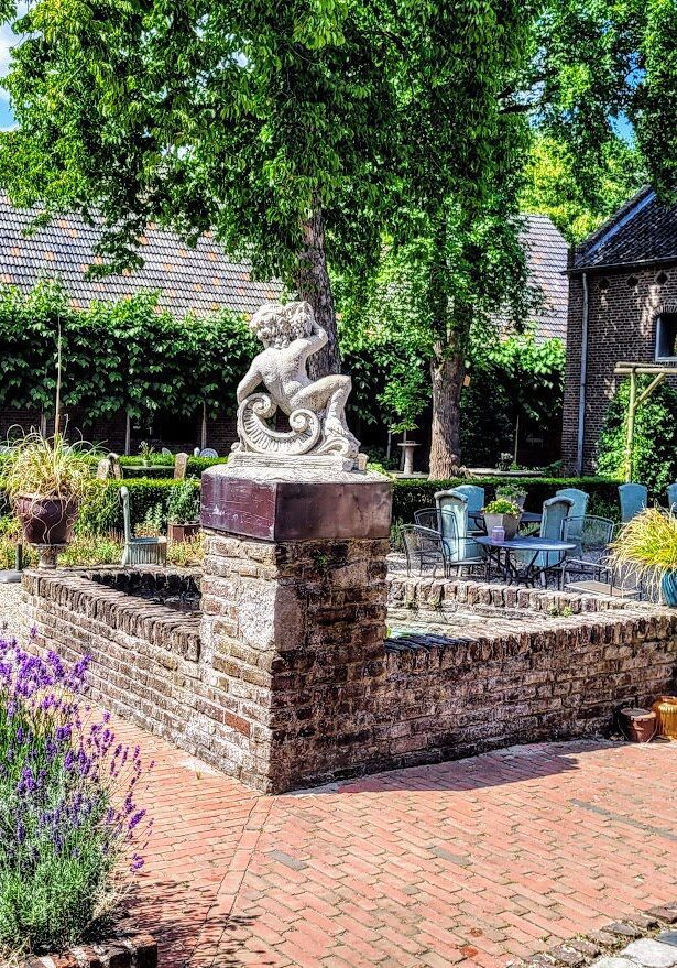 Monumentale carréboerderij in Well